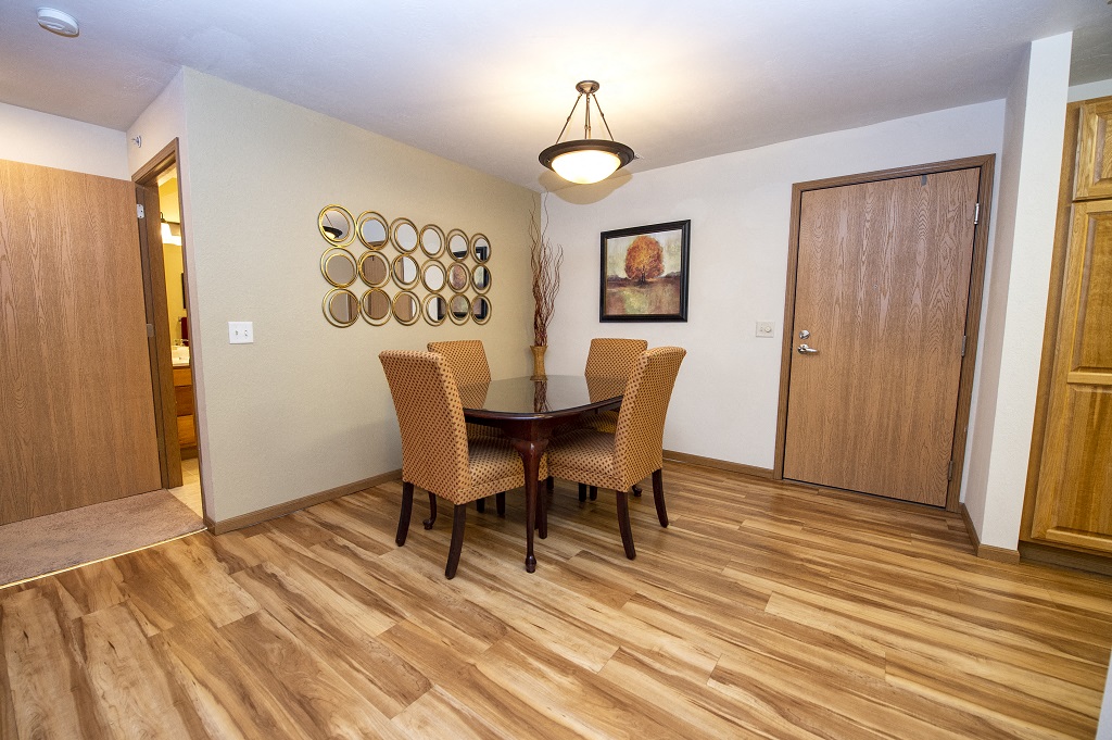 Photo Gallery Parkwood Highlands Senior Apartments New Berlin, WI